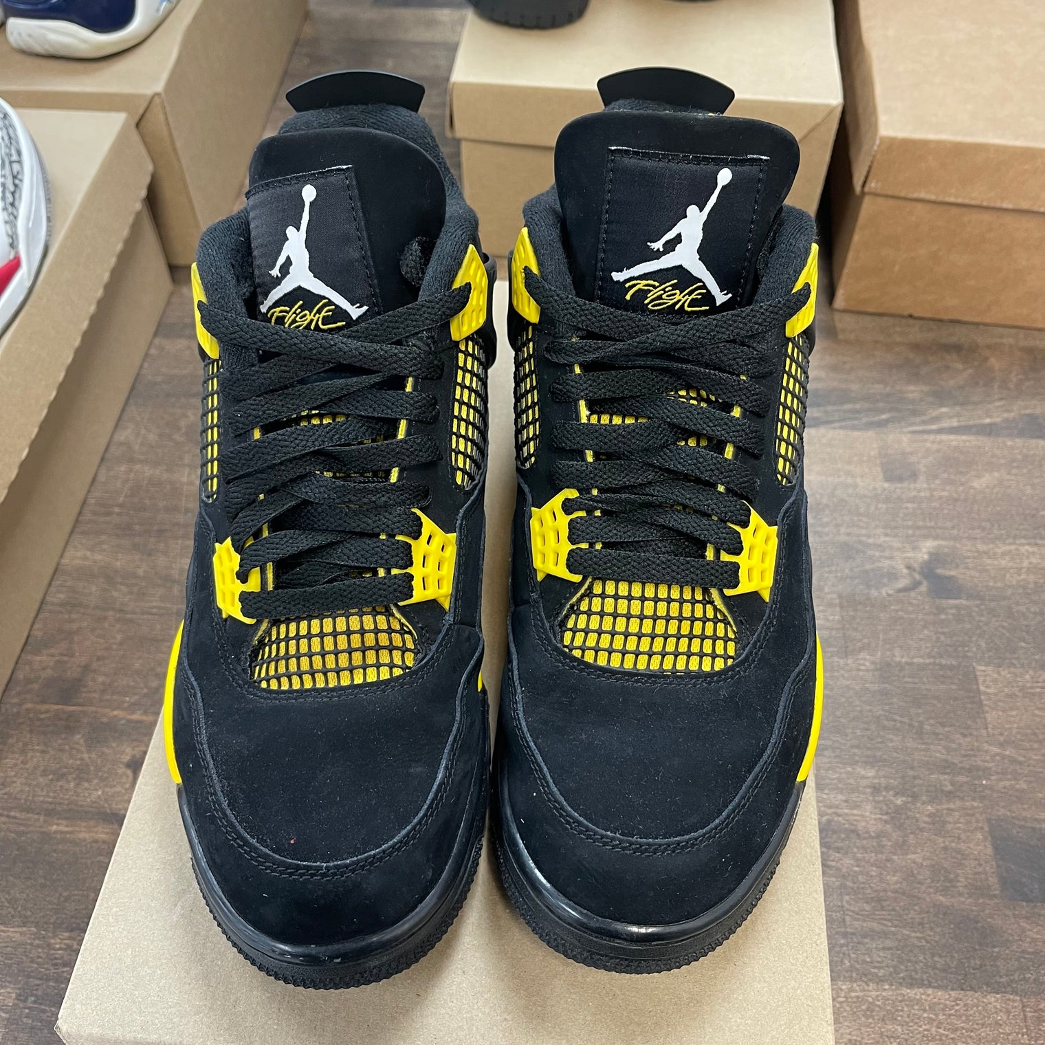 Yellow Thunder Jordan 4 (USED,No Box)