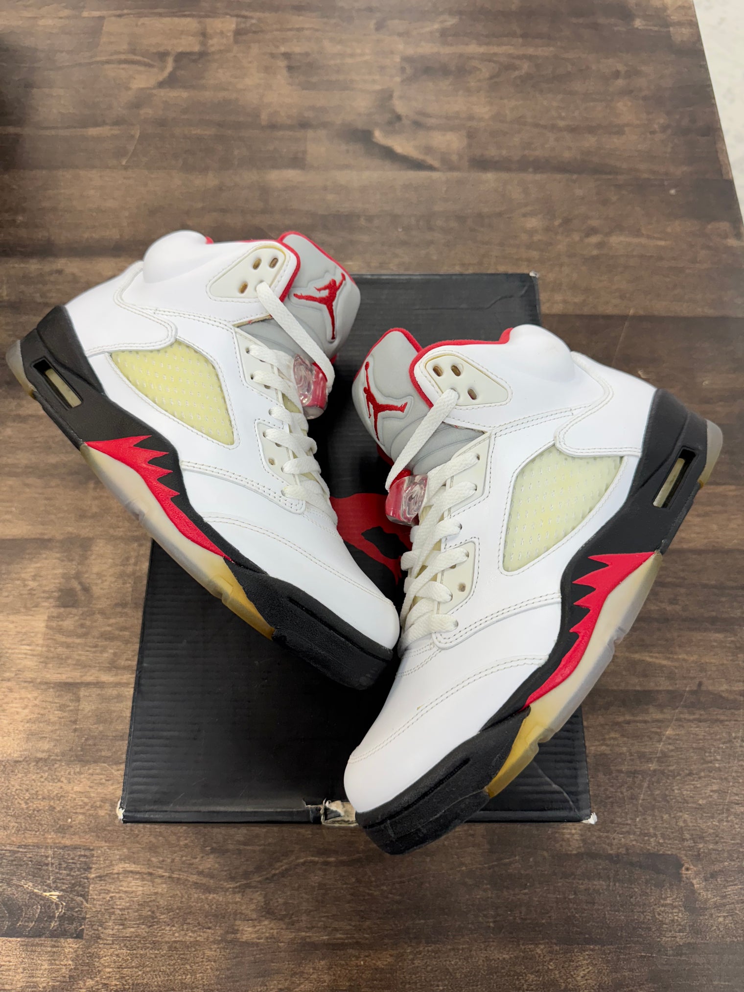 Fire Red Jordan 5 (2012) (USED)