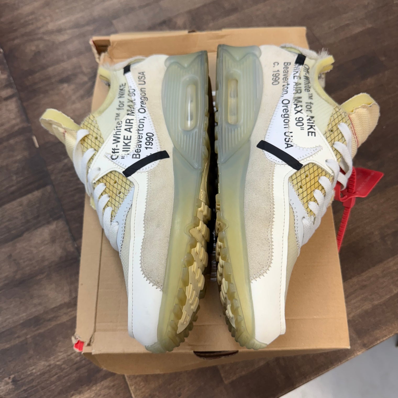 Off-White Air Max 90 (USED)