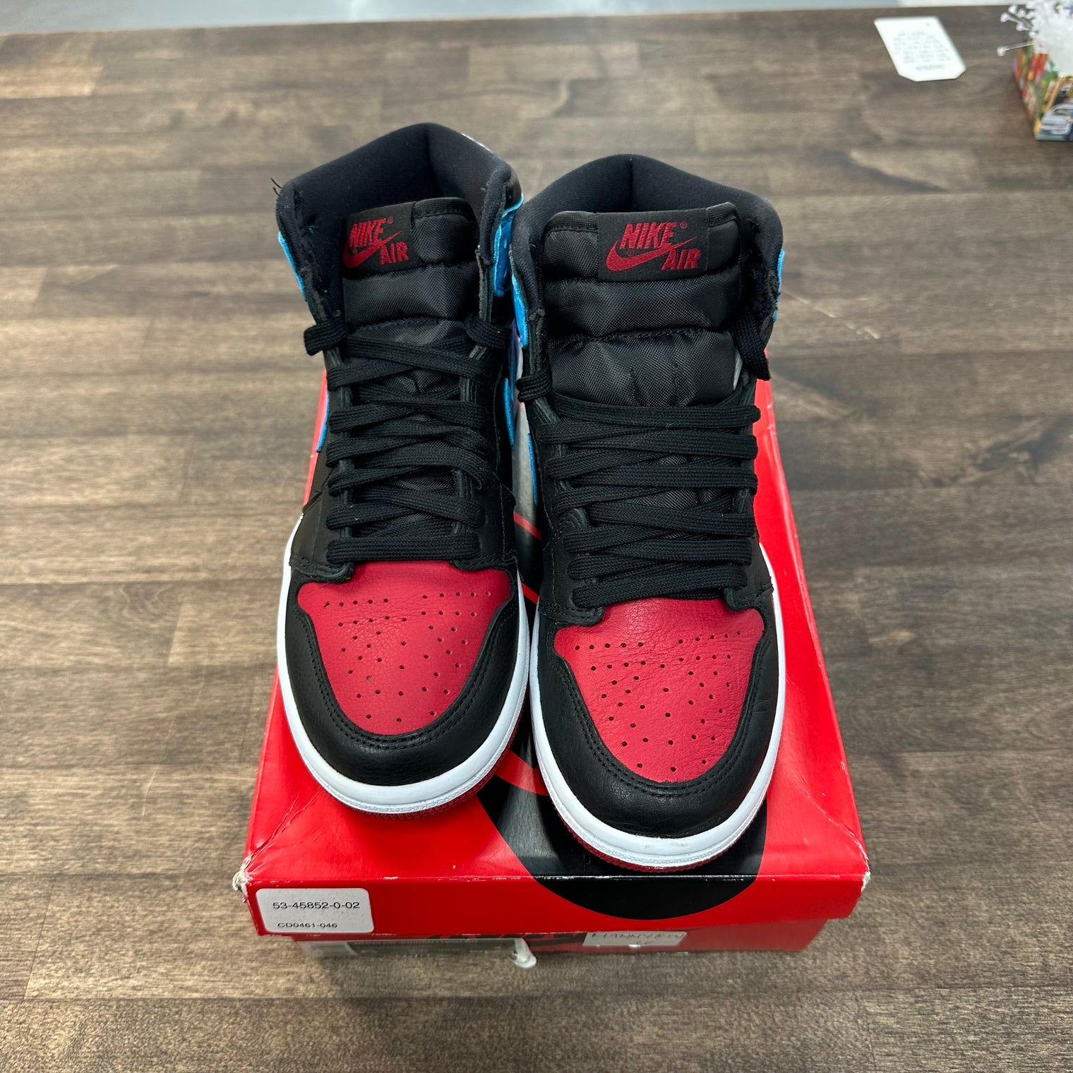 NC to Chi Jordan 1 High (W) (Lightly Worn)