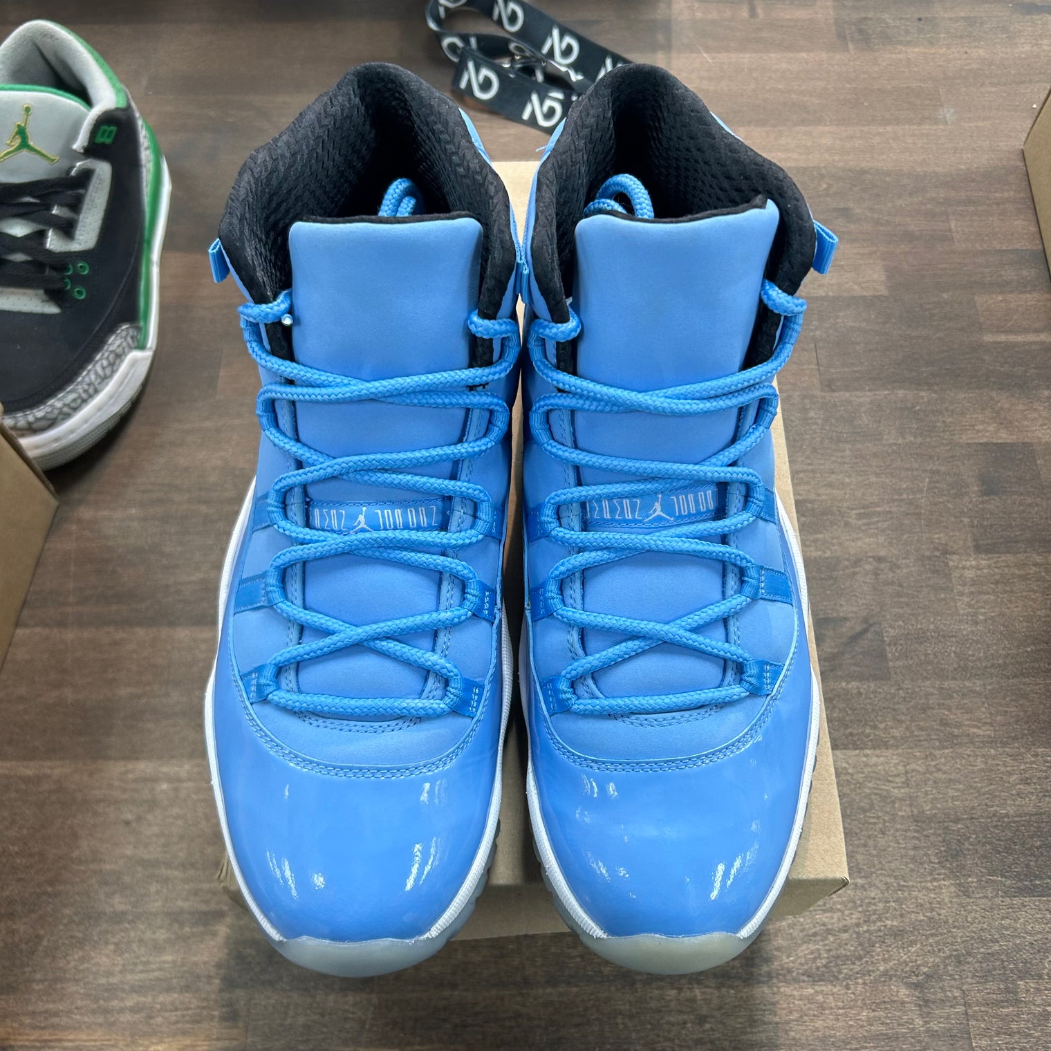 Pantone Jordan 11 Retro (Lightly Worn, No Box)