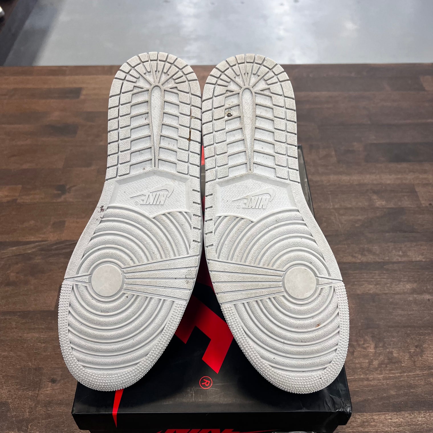 Stage Haze Jordan 1 High (USED)