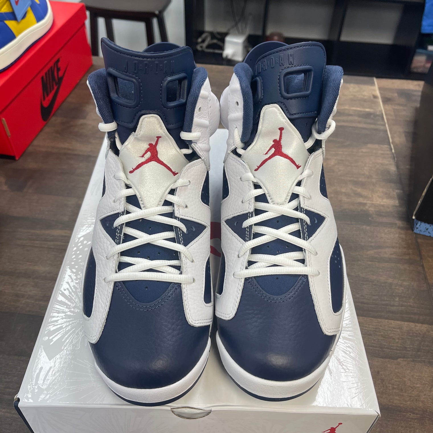 Olympic Jordan 6 (USED)