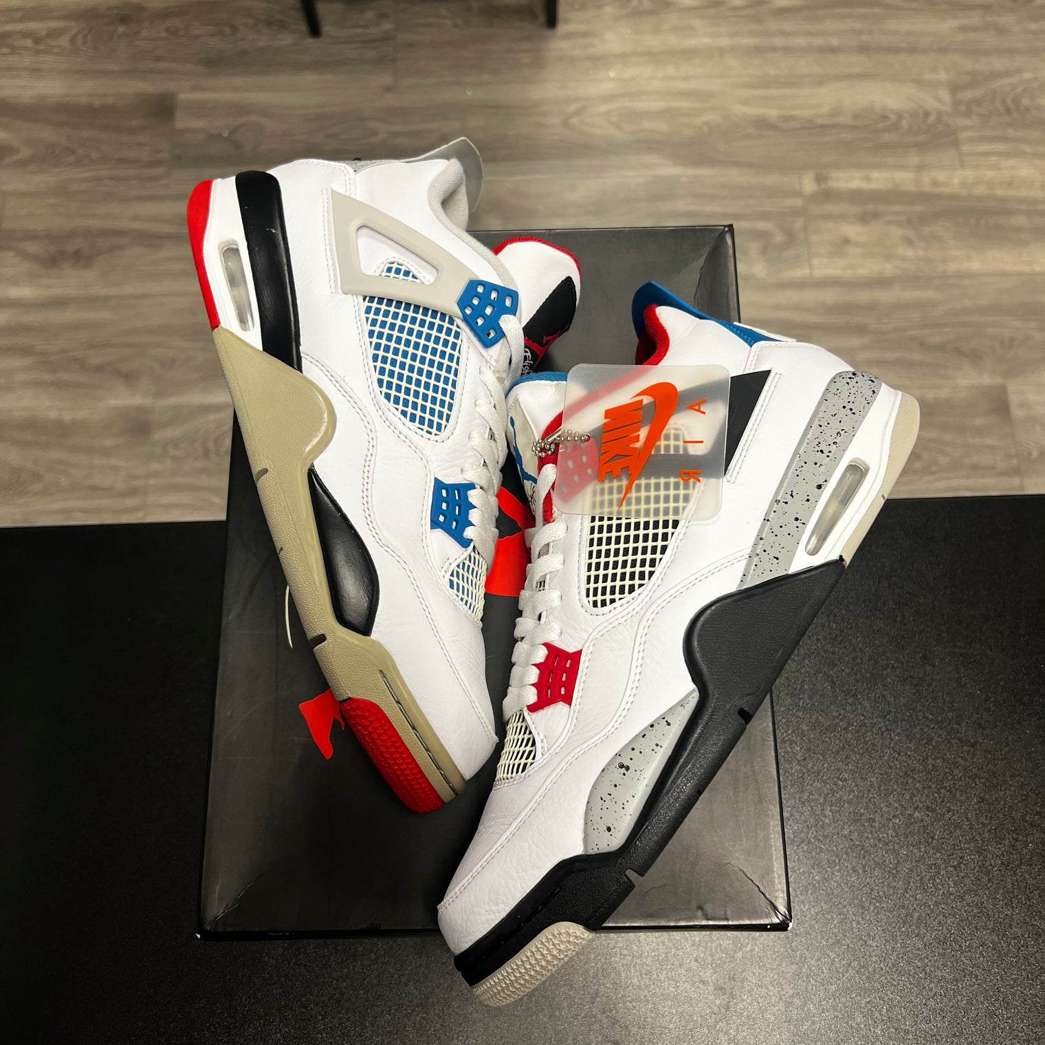 What The Jordan 4 Retro (USED)