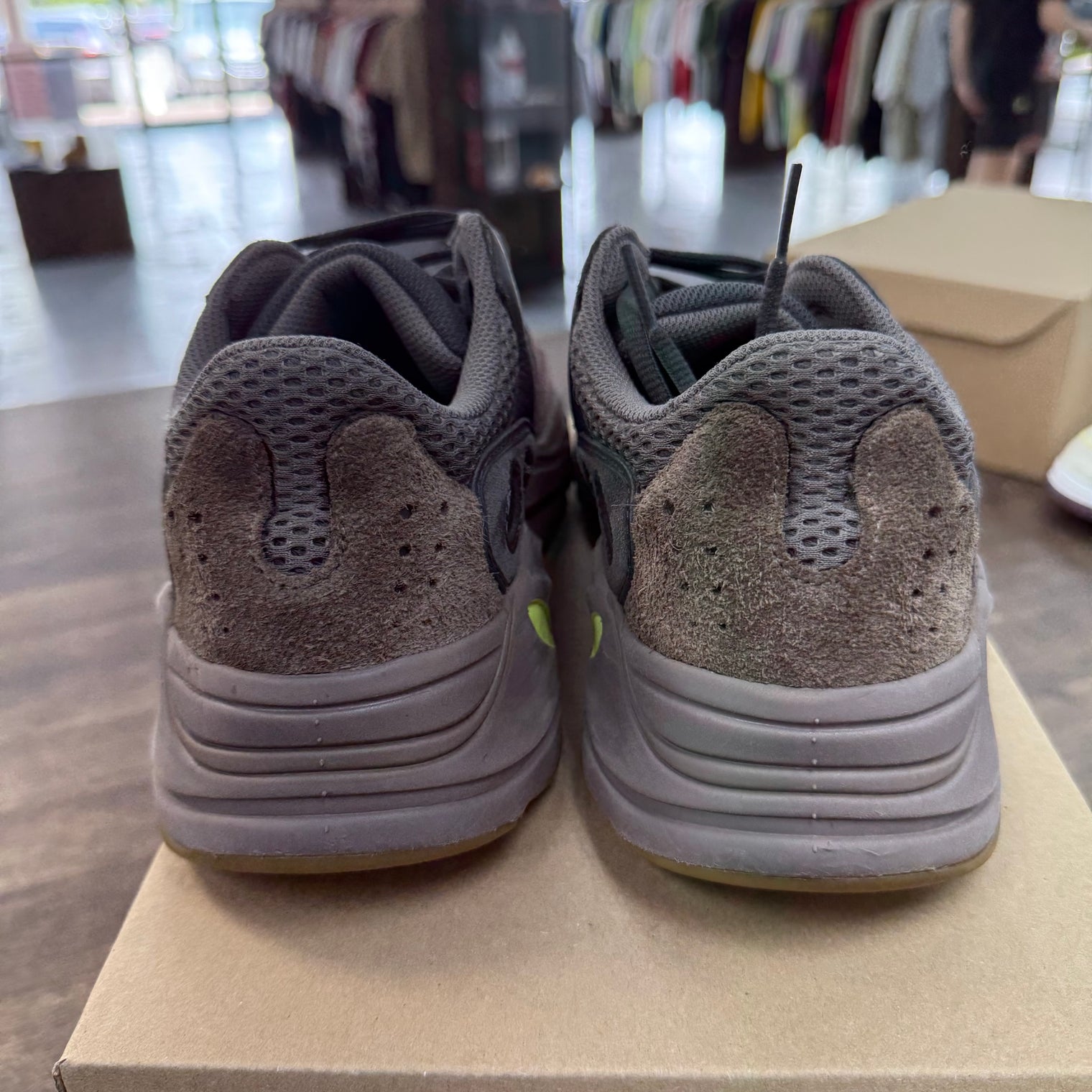 Mauve Yeezy 700 V1 (USED, No Box)