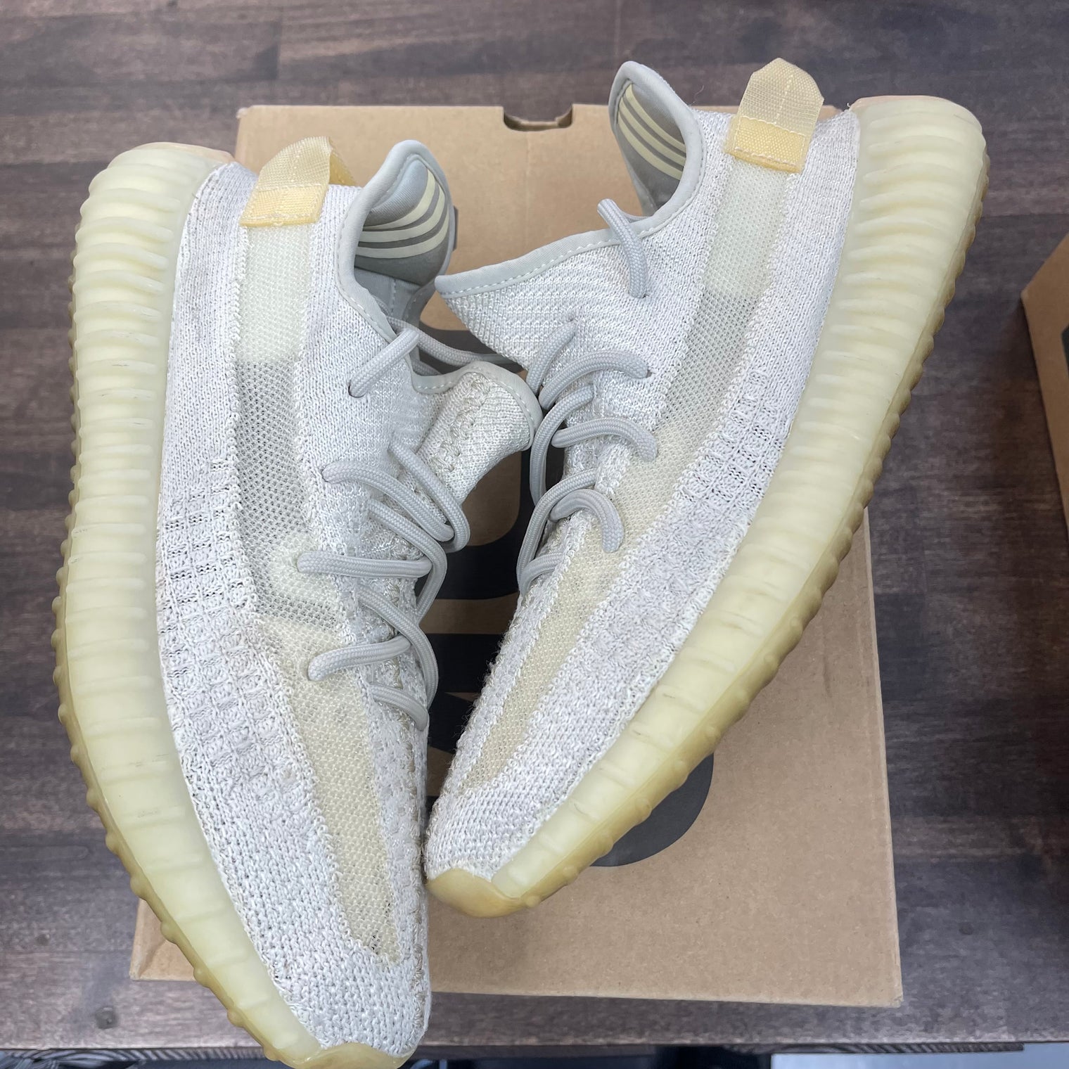 Light Yeezy 350 (USED)