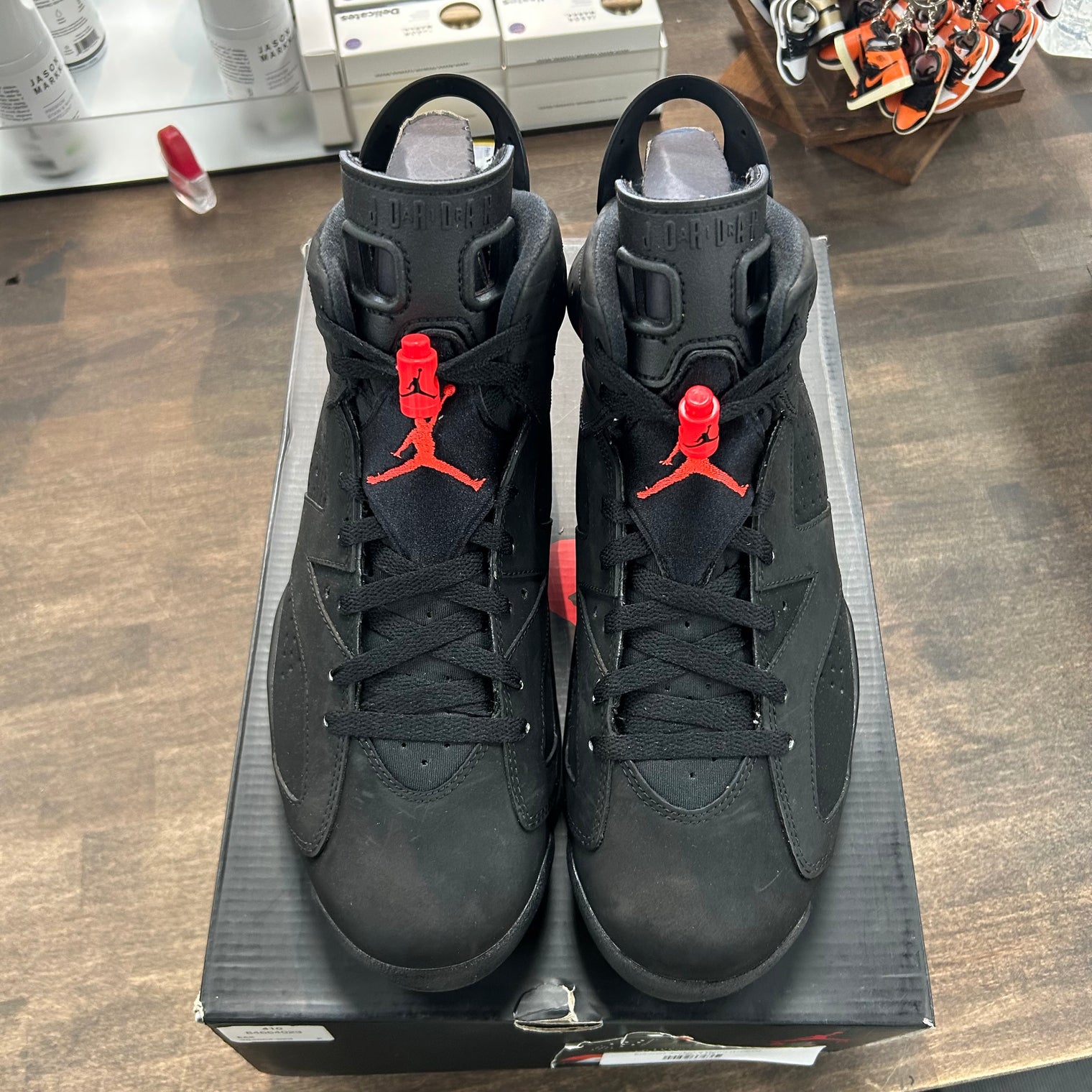 Infrared Jordan 6 Retro (USED)