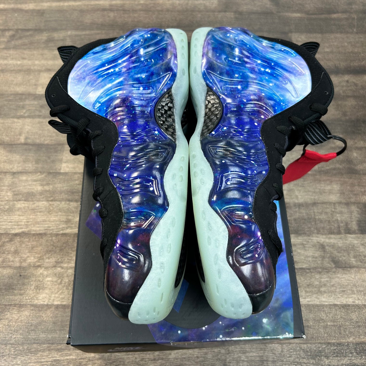 Galaxy Foamposite One (USED)