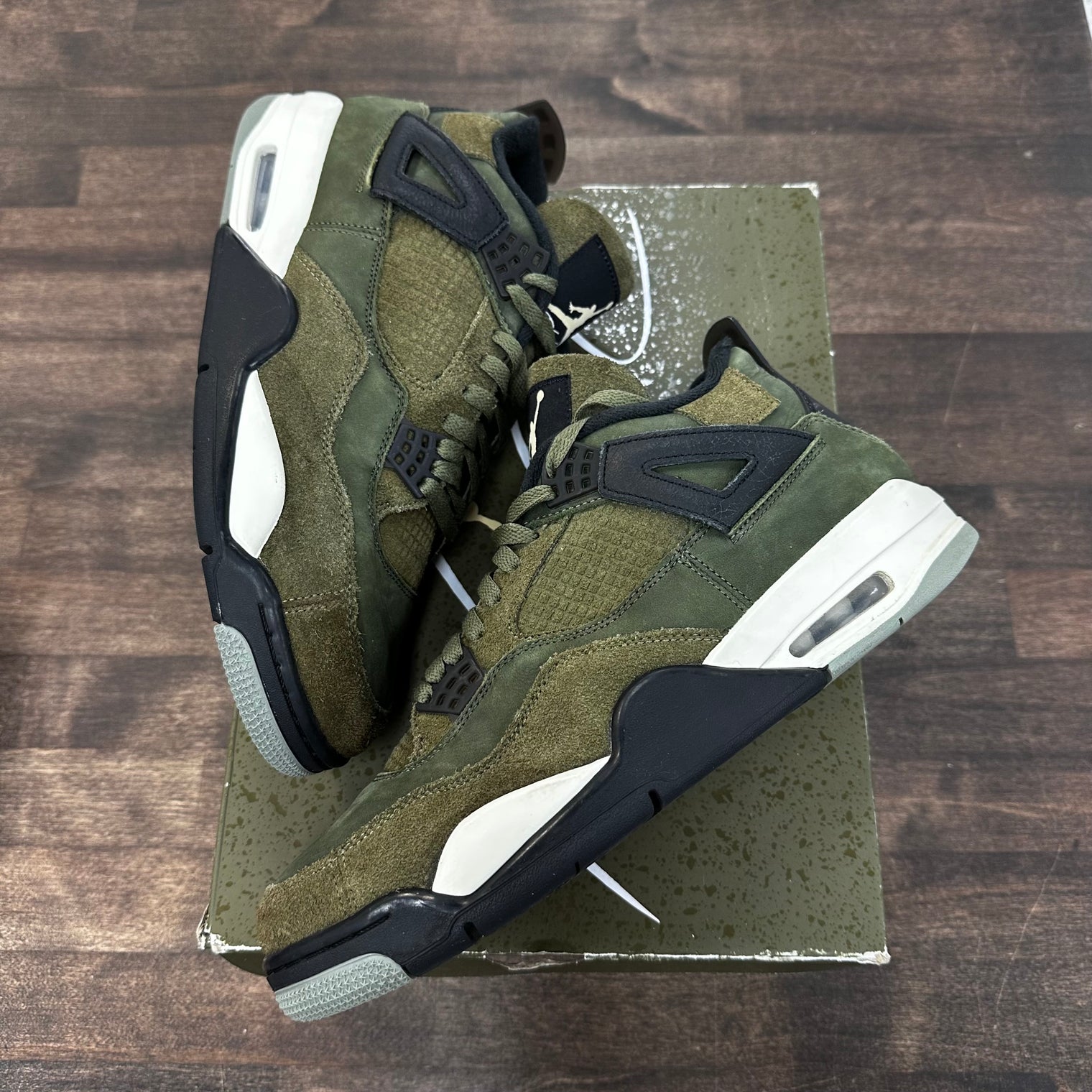 Craft Olive Jordan 4 (USED)