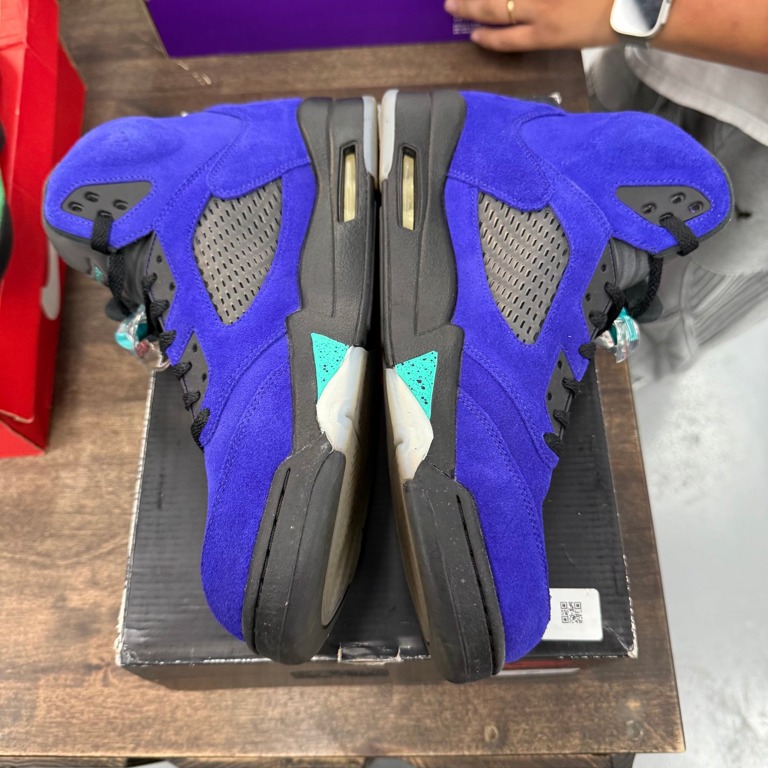 Alternate Grape Jordan 5 (USED,Replacement Box)