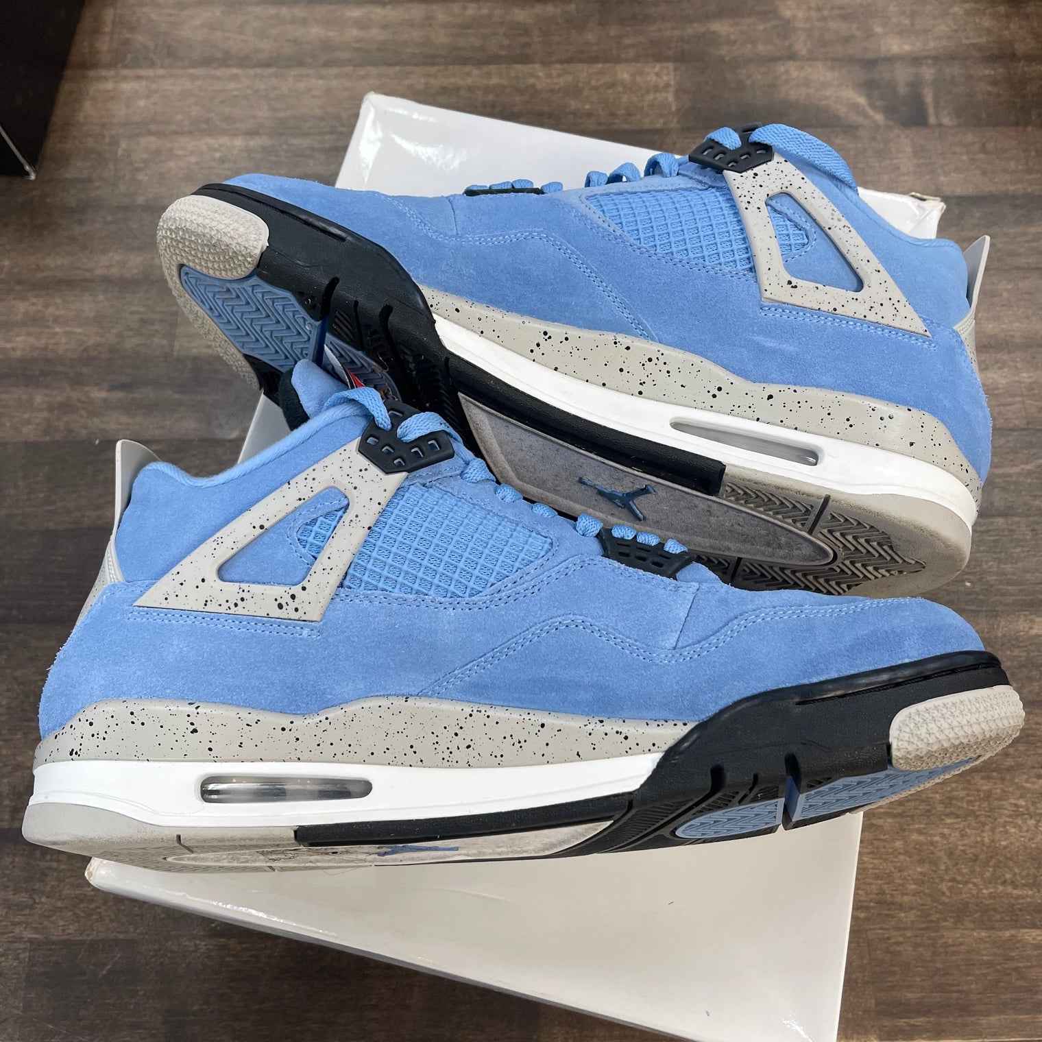 University Blue Jordan 4 (USED)