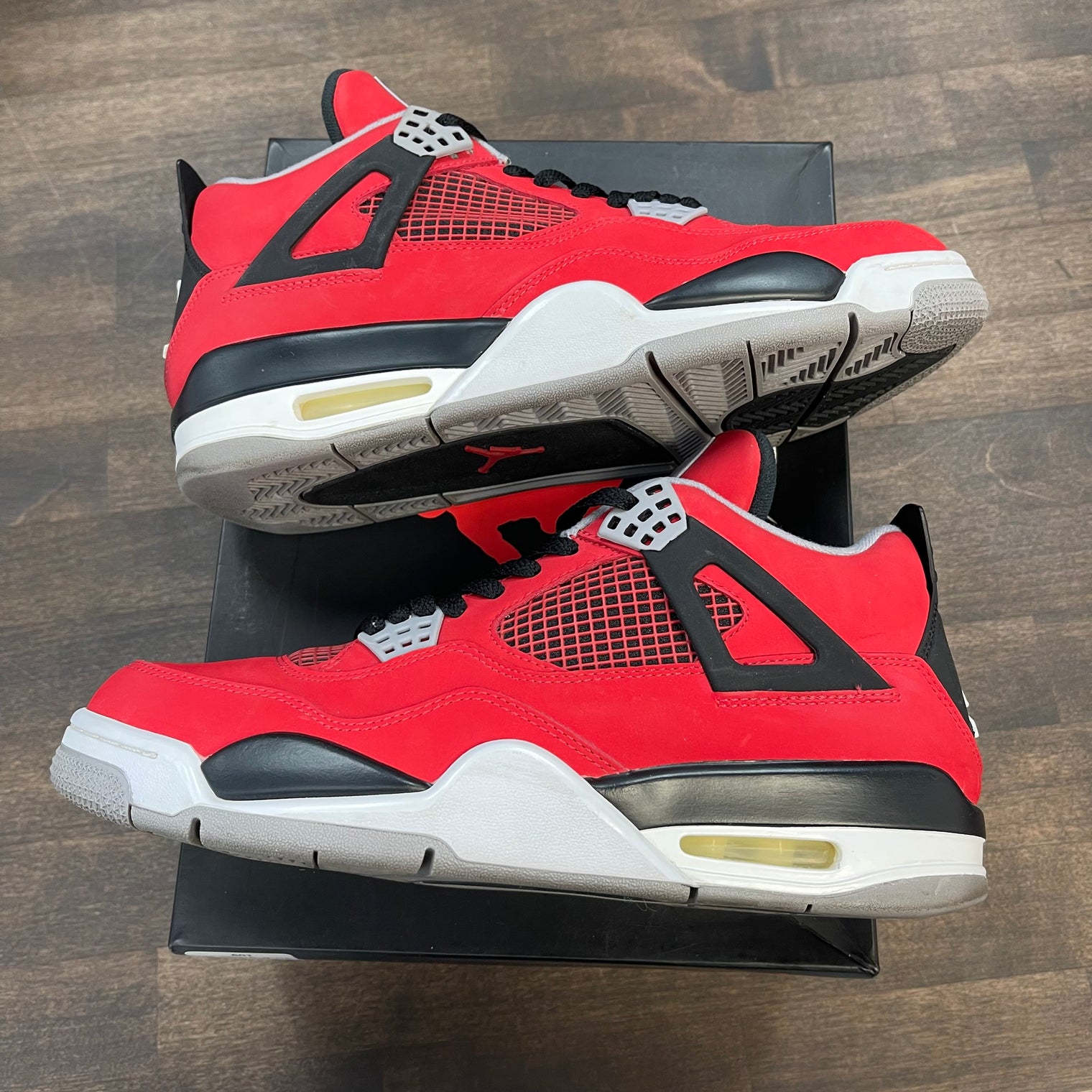 Toro Jordan 4 (USED)