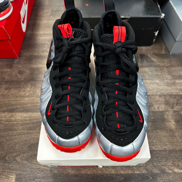 Bright Crimson Foamposite Pro (USED, Replacement Box)