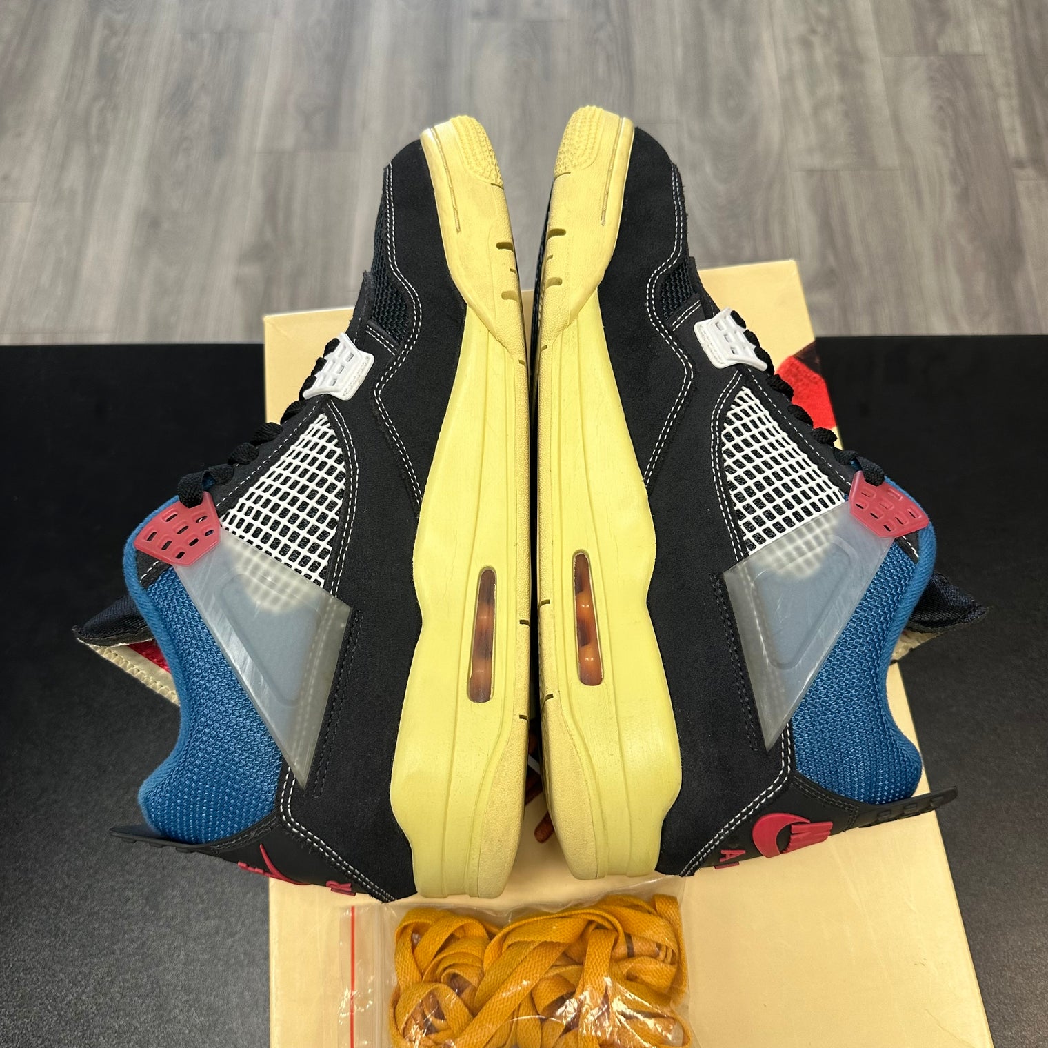Off Noir Union LA Jordan 4 (USED)