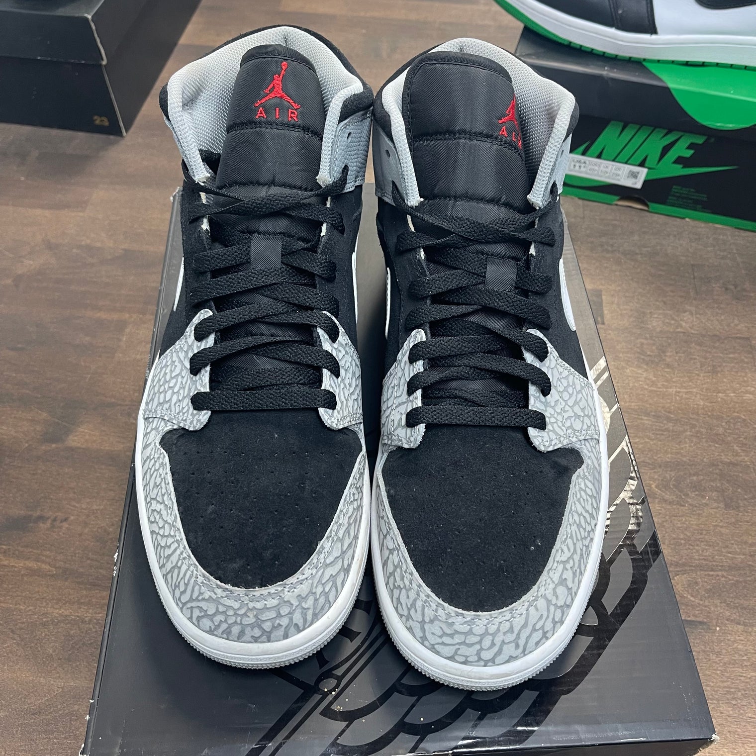 Elephant Print Jordan 1 Mid (USED)