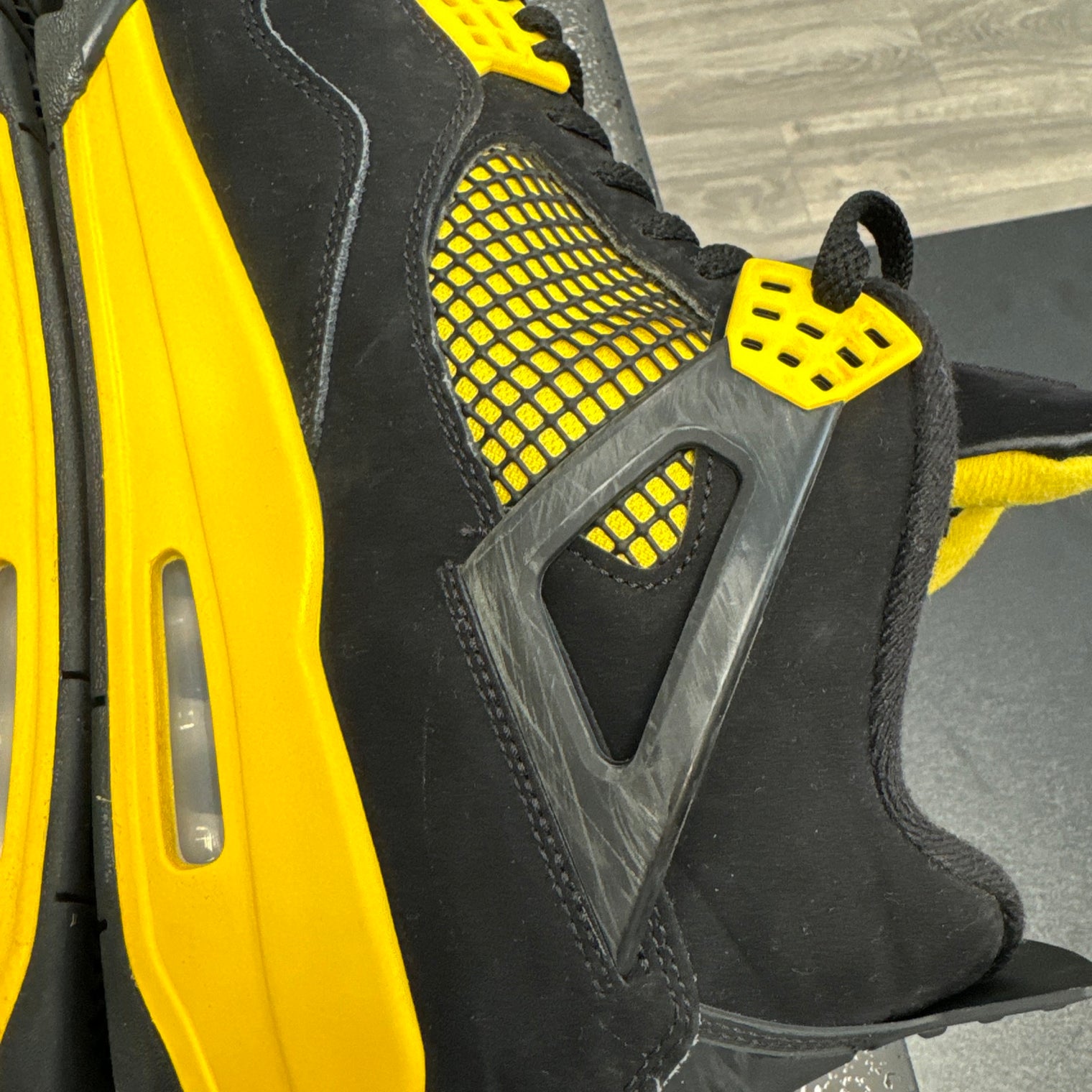 Yellow Thunder Jordan 4 (USED)