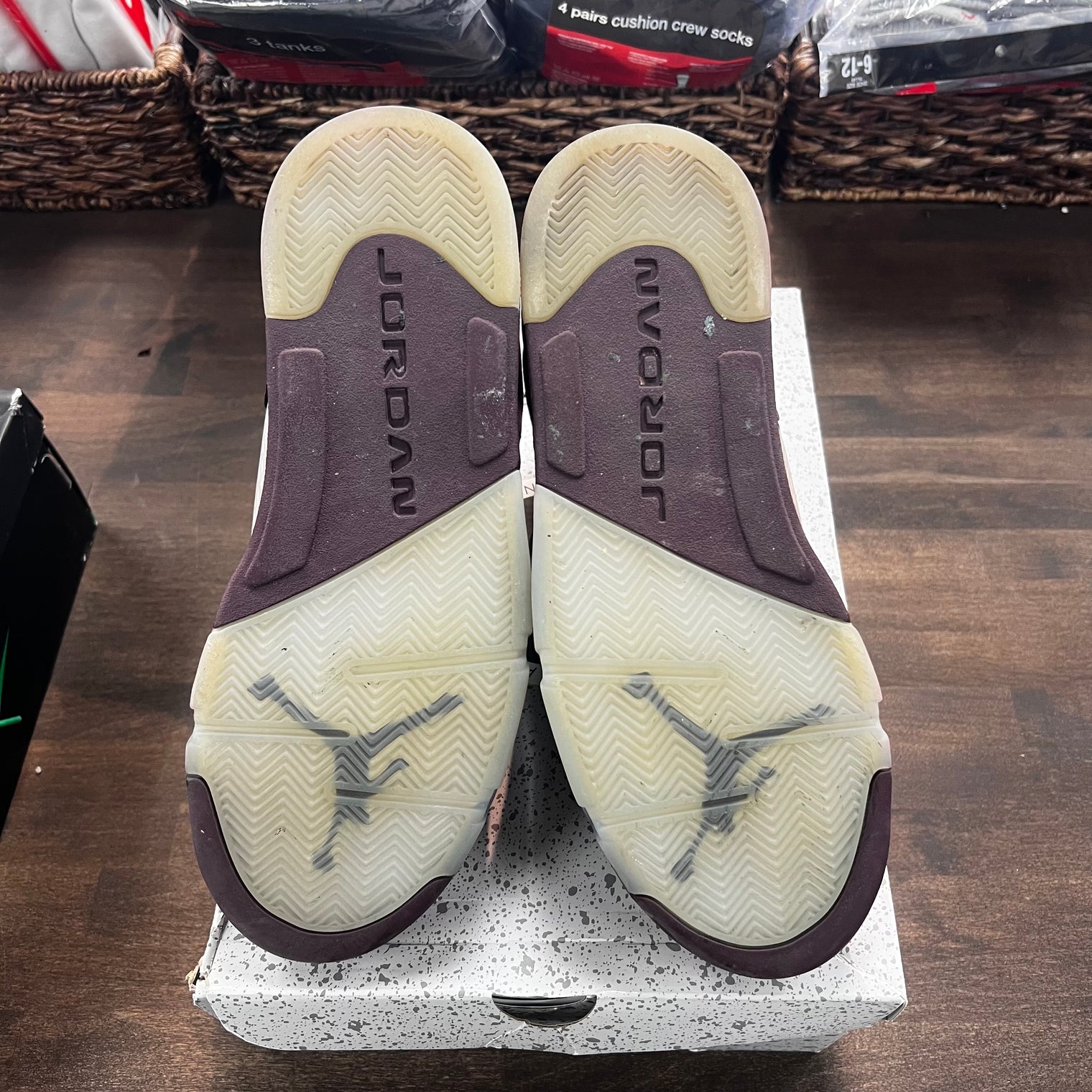 Burgundy Jordan 5 (USED)