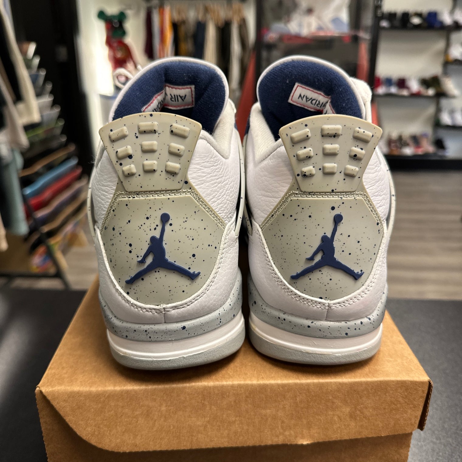 Midnight Navy Jordan 4 Retro (USED;NO BOX)