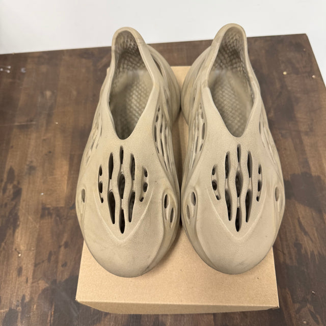 Stone Sage Yeezy Foam RNNR (USED,No Box)