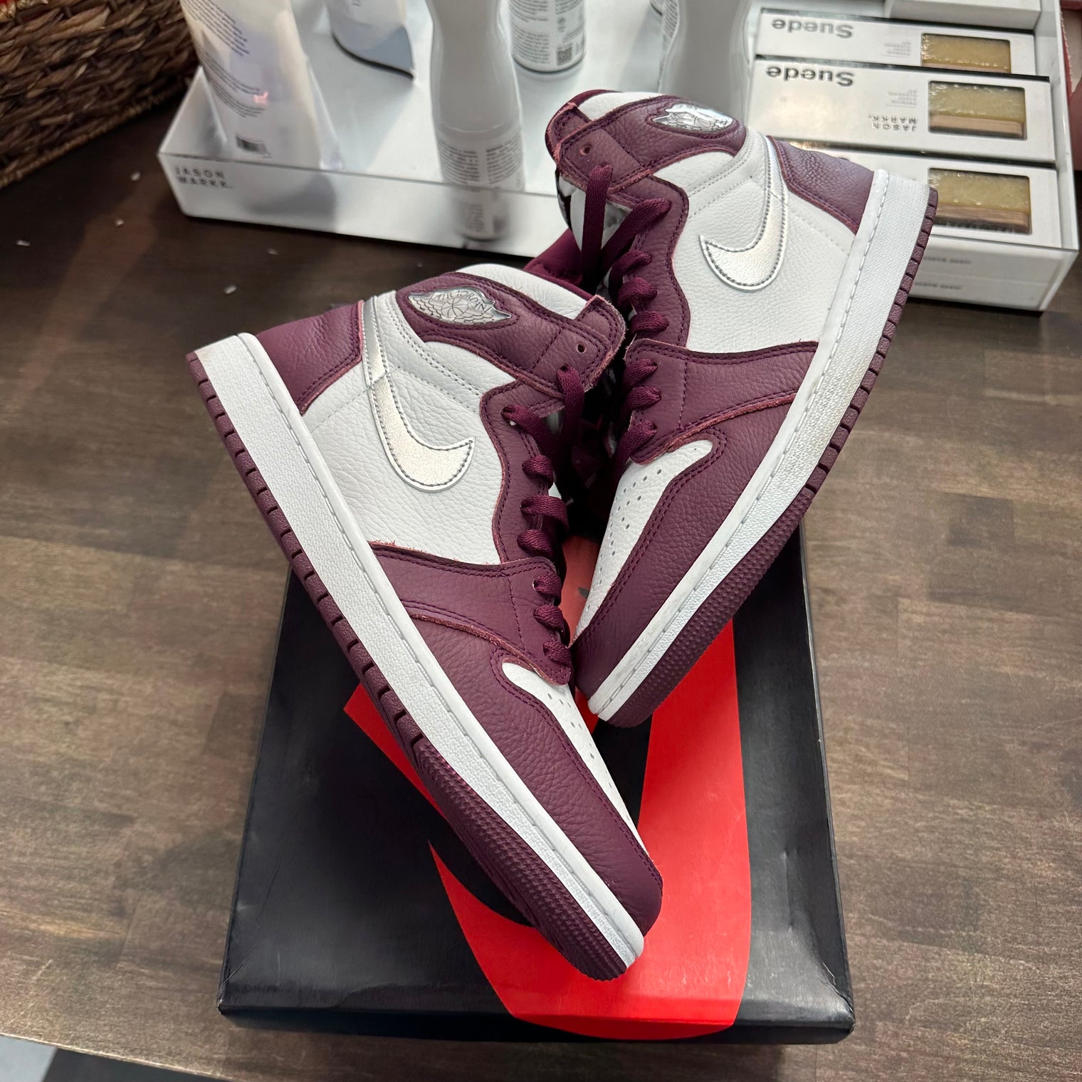 Bordeaux Jordan 1 High (USED)