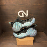 Nike Air Foamposite One Abalone Size 14 (Pre-Owned) - Image 1