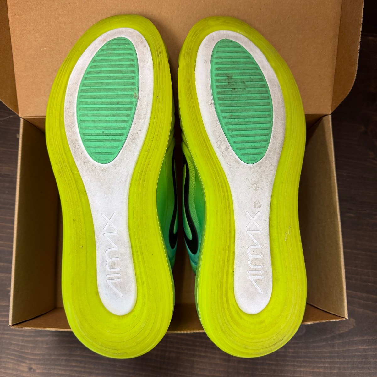 Nike Air Max 720 Volt Black Size 12 (Pre-Owned) - Image 7