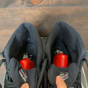 Jordan 11 Retro Playoffs Bred (2019) Size 11 (Pre-Owned) - Image 4