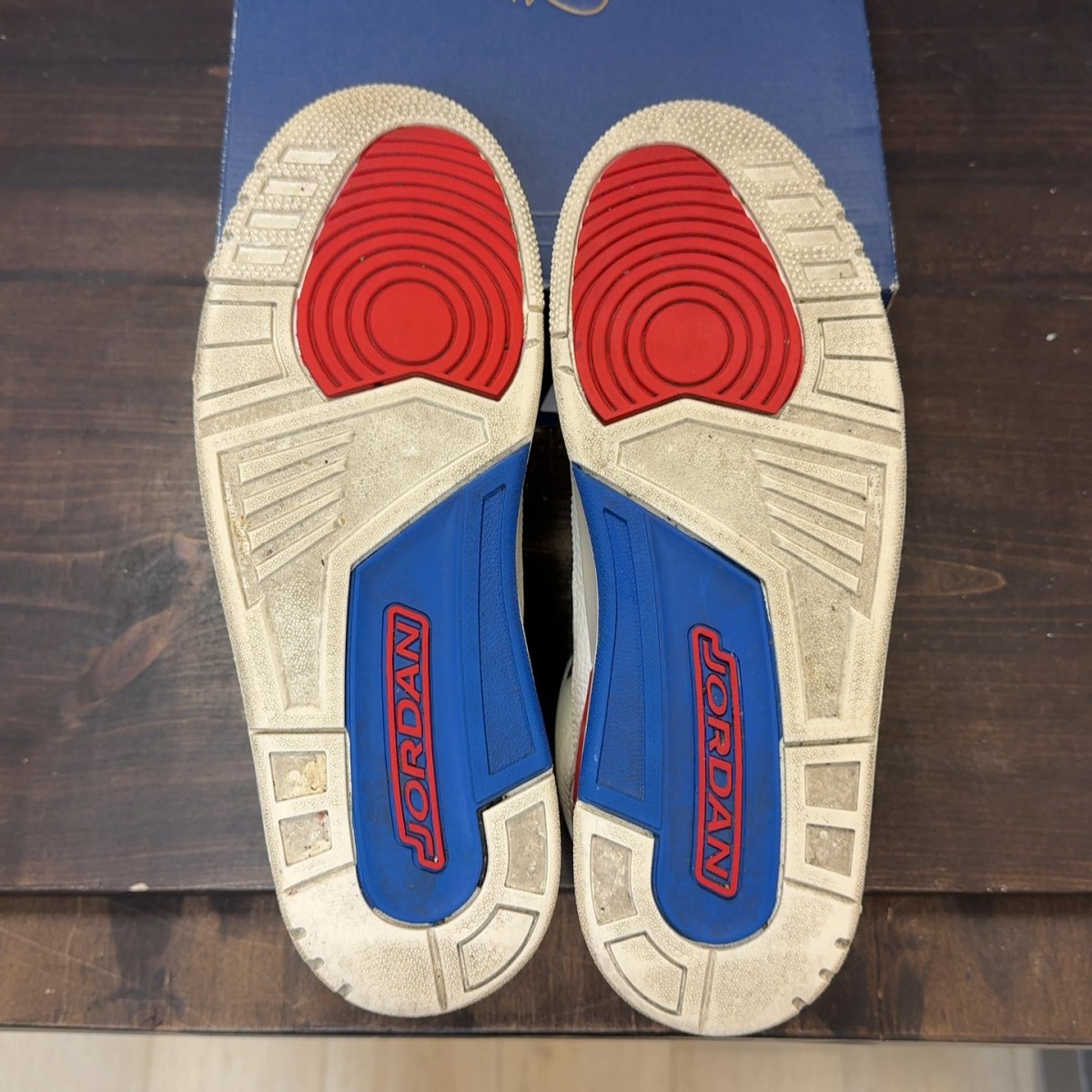 Jordan 3 Retro International Flight - Image 9