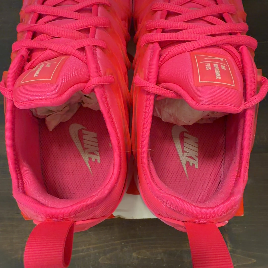 Nike Air Max VaporMax Plus Hyper Pink (Women's) Size 6W (Pre-Owned)