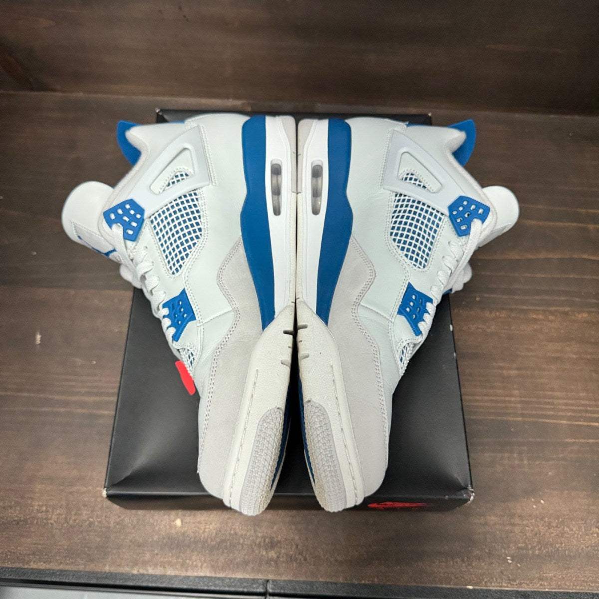 Jordan 4 Retro Military Blue (2024) - Image 4