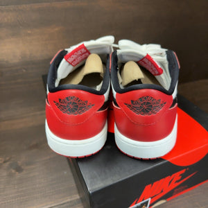 Jordan 1 Retro Low OG Chicago (2025) - Image 4