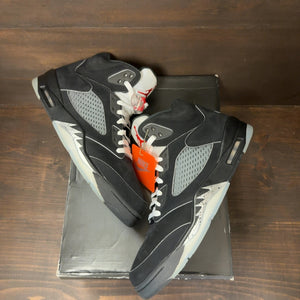 Jordan 5 Retro OG Black Metallic Reimagined - Image 2