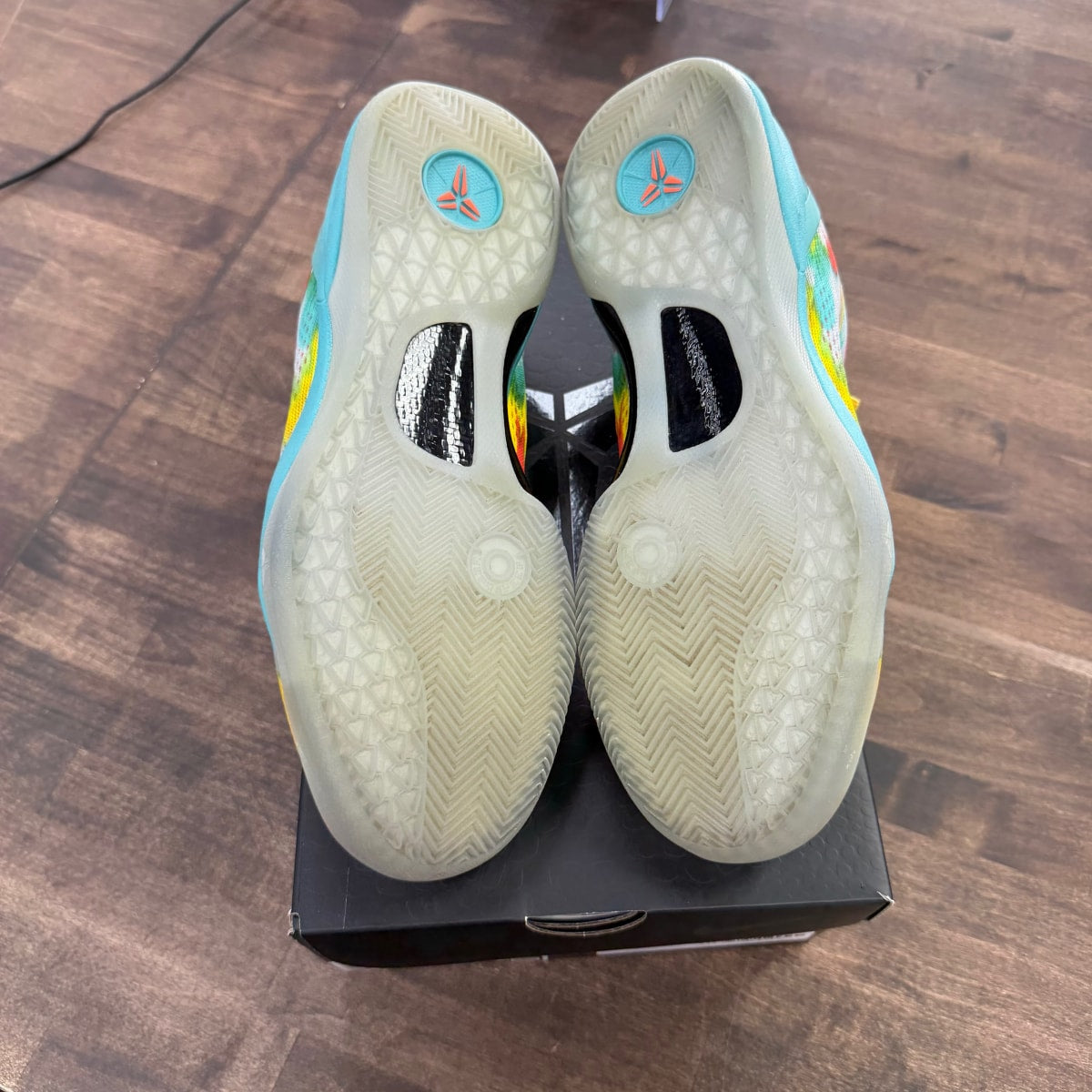 Nike Kobe 8 Protro Venice Beach (2024) - Image 4