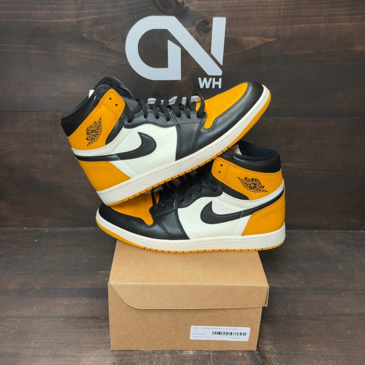Jordan 1 Retro High OG Taxi Size 12.5 (Pre-Owned) - front