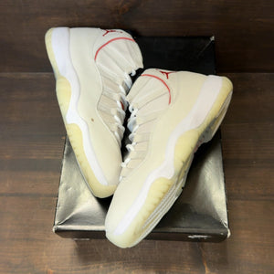 Jordan 11 Retro Platinum Tint Size 10 - Image 2