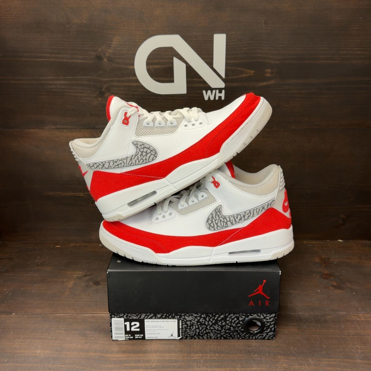 Jordan 3 Retro Tinker White University Red Size 12 (Pre-Owned)