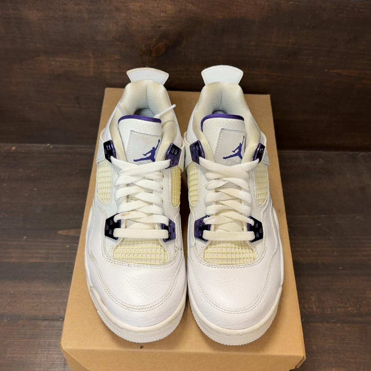 Jordan 4 Retro Metallic Purple (GS) Size 5.5Y (Pre-Owned) - tag