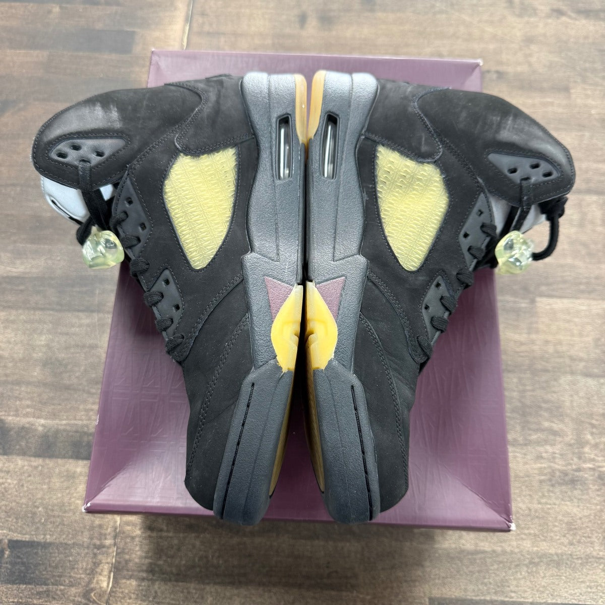 Jordan 5 Retro A Ma Maniére Dusk Size 13 (Pre-Owned) - Image 2