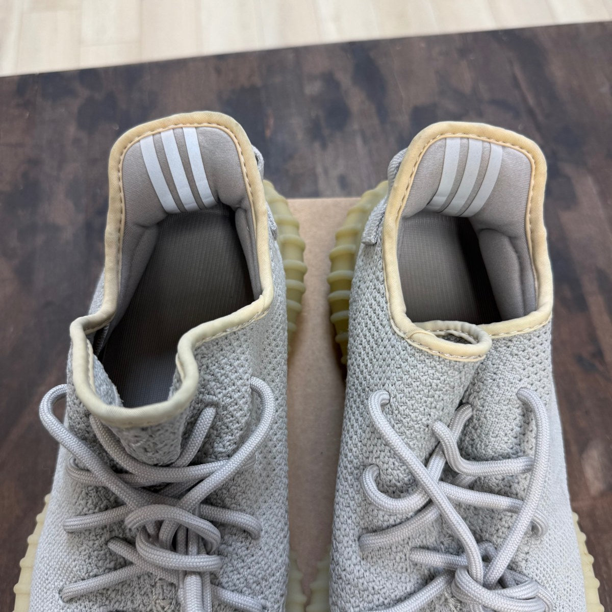 adidas Yeezy Boost 350 V2 Sesame Size 10.5 (Pre-Owned) - Image 3