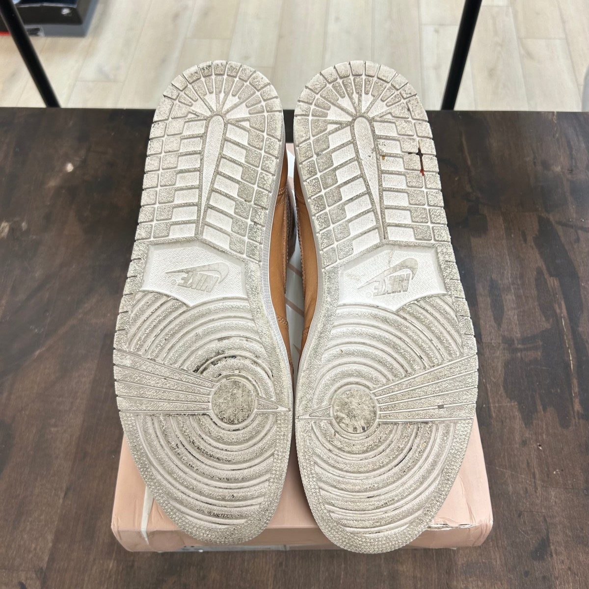 Jordan 1 Retro Pinnacle Vachetta Tan - Image 5
