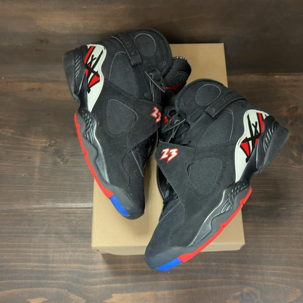 Jordan 8 Retro Playoffs (2023) Size 8.5 (Pre-Owned) - Image 2