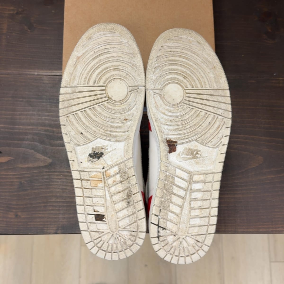 Jordan 1 Retro Silver Medal Size 12 (Pre-Owned) - aux