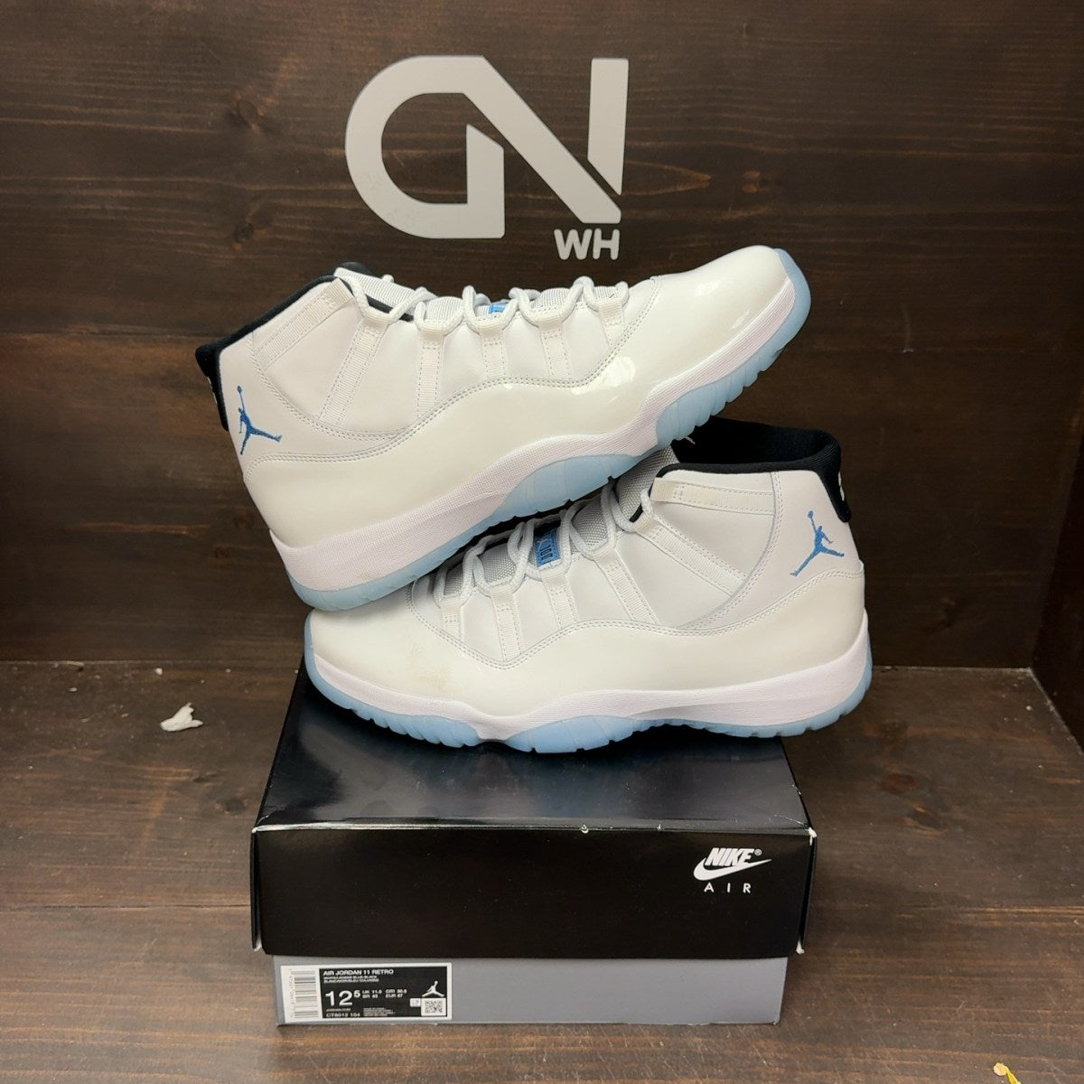Jordan 11 Retro Legend Blue (2024) - Image 1