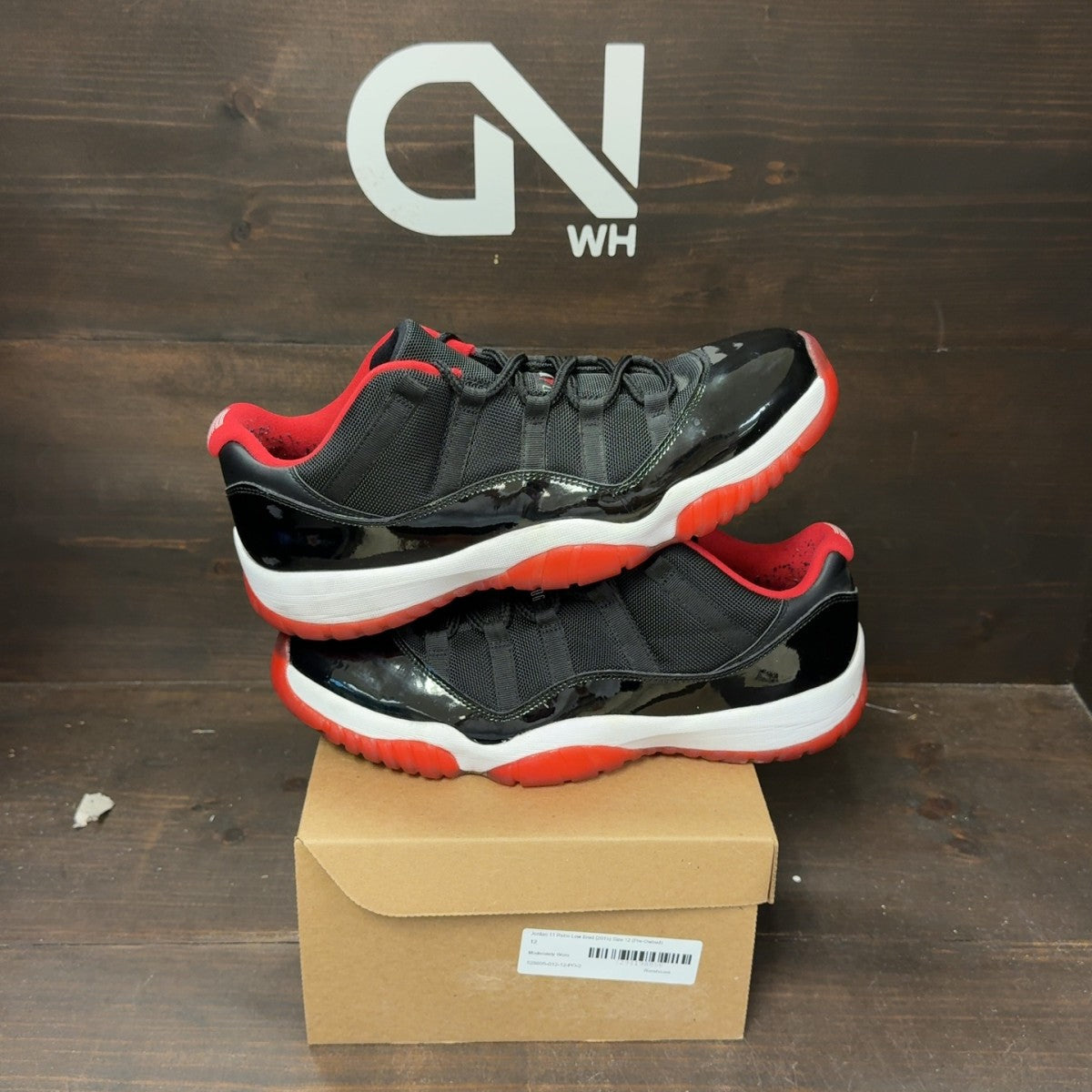Jordan 11 Retro Low Bred (2015) Size 12 (Pre-Owned) - Image 1