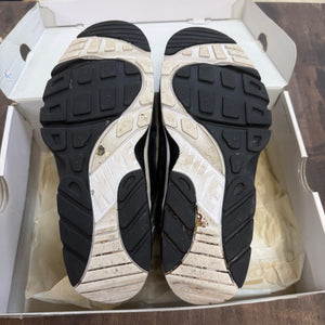 Nike Air Trainer Huarache Size 10 (Pre-Owned) - Image 2