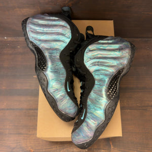 Nike Air Foamposite One Abalone Size 9.5 (Pre-Owned) - Image 2