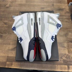 Jordan 4 Retro Midnight Navy (GS) Size 6.5Y (Pre-Owned) - Image 3