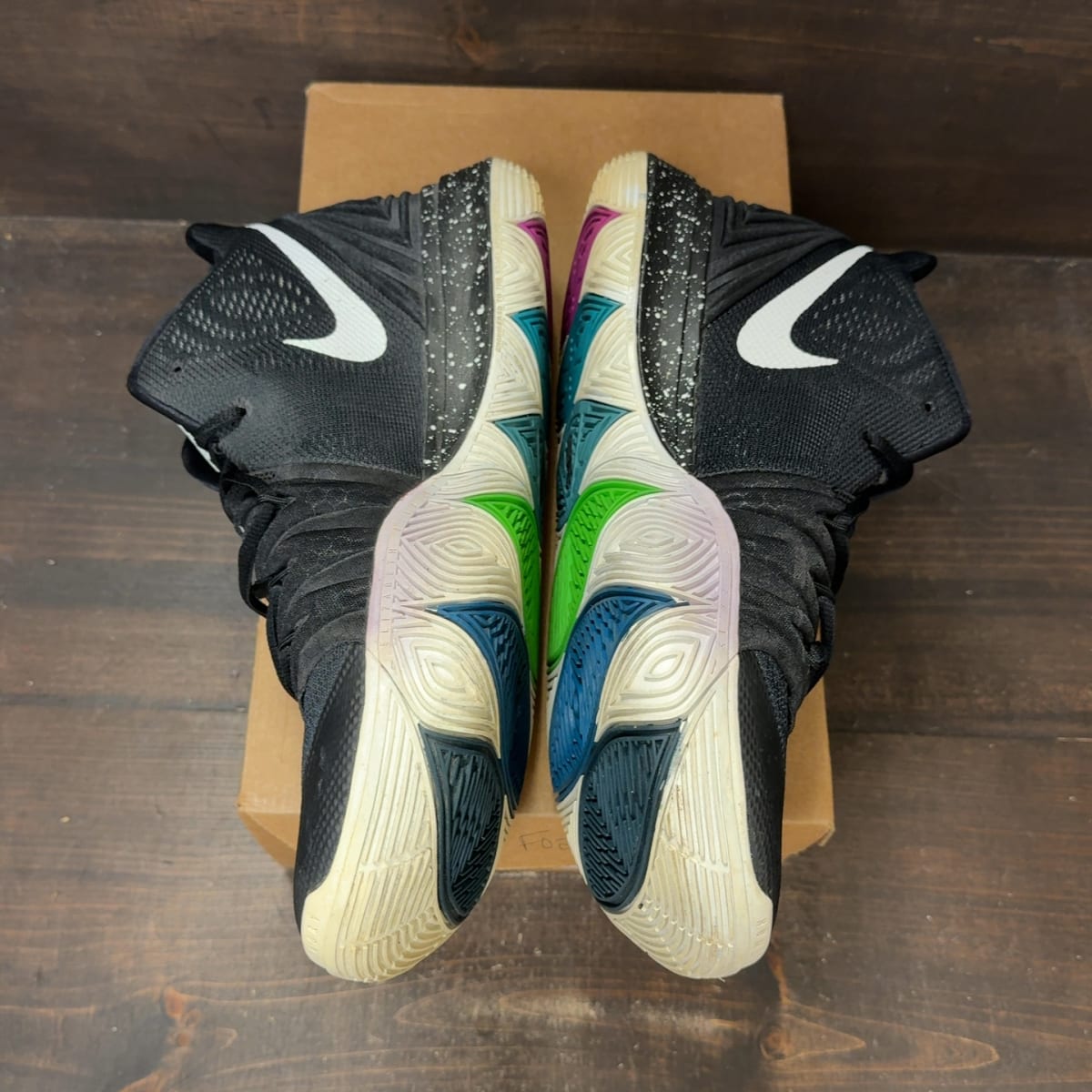 Nike Kyrie 5 Black Magic Size 13 (Pre-Owned) - aux