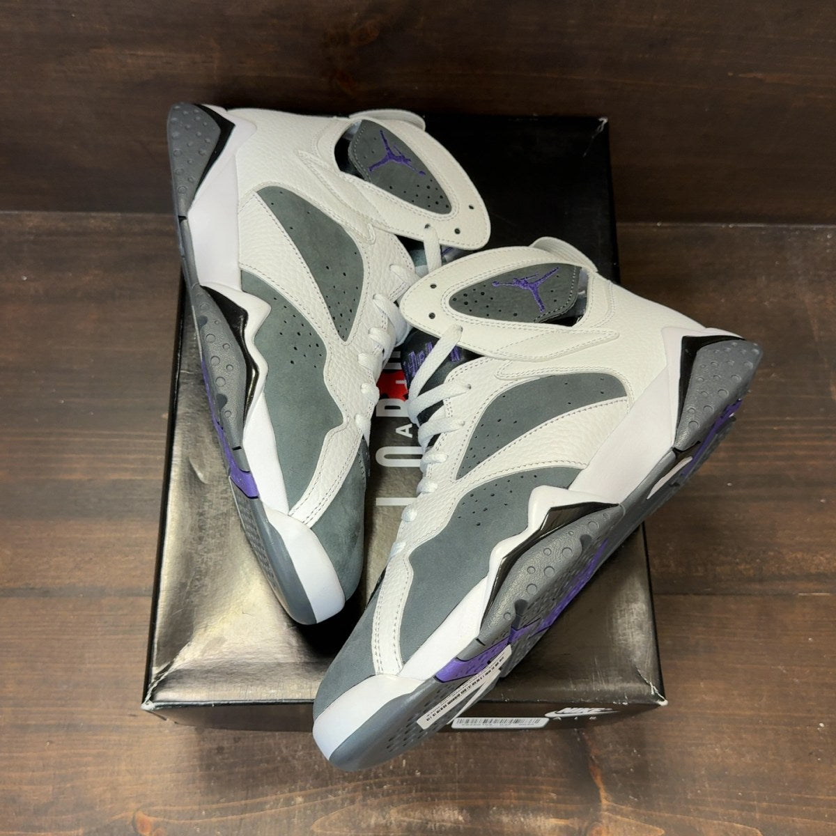 Jordan 7 Retro Flint (2021) Size 9 (Pre-Owned) - Image 2