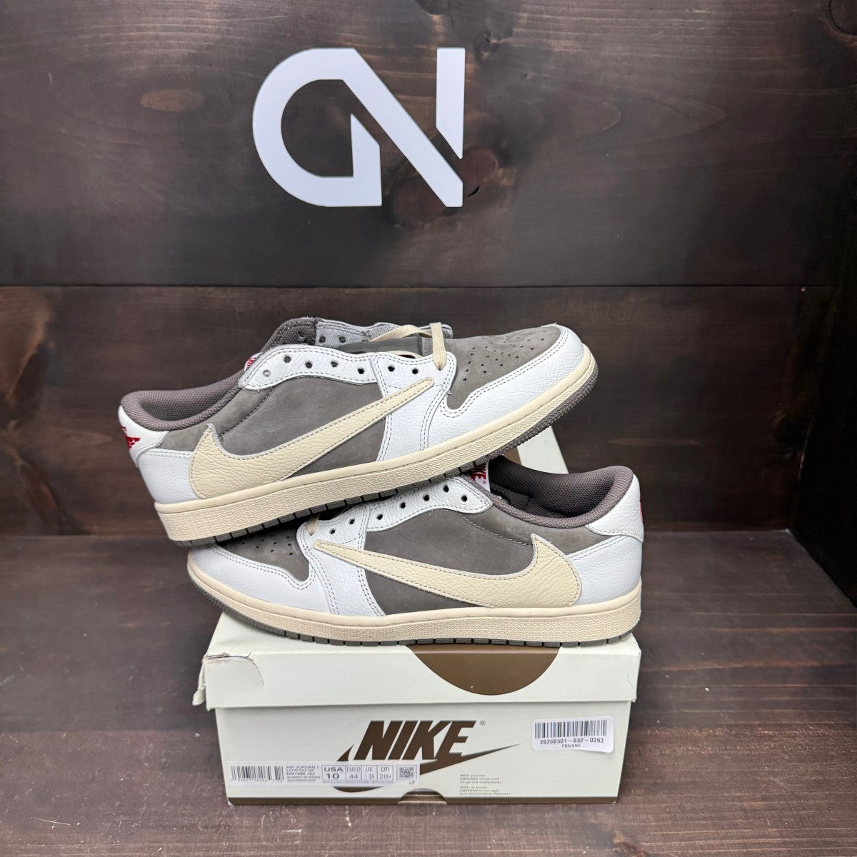 Jordan 1 Retro Low OG SP Travis Scott Reverse Mocha - Image 1